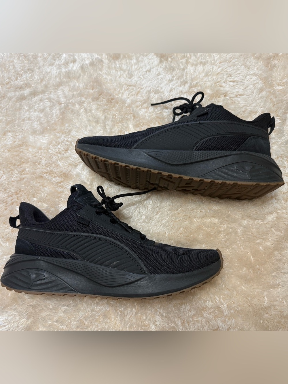 Puma Men's Black Sneakers